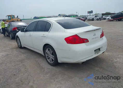 2010 Infiniti G37 Journey z USA, uszkodzony, nr VIN JN1CV6AP9AM201325